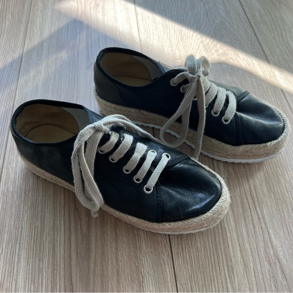 Black Platform Leather Sneakers - Picture 5 of 9